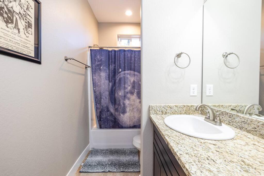 Luxury Home Downtown Nau Route 66 Snowbowl Flagstaff Exterior photo